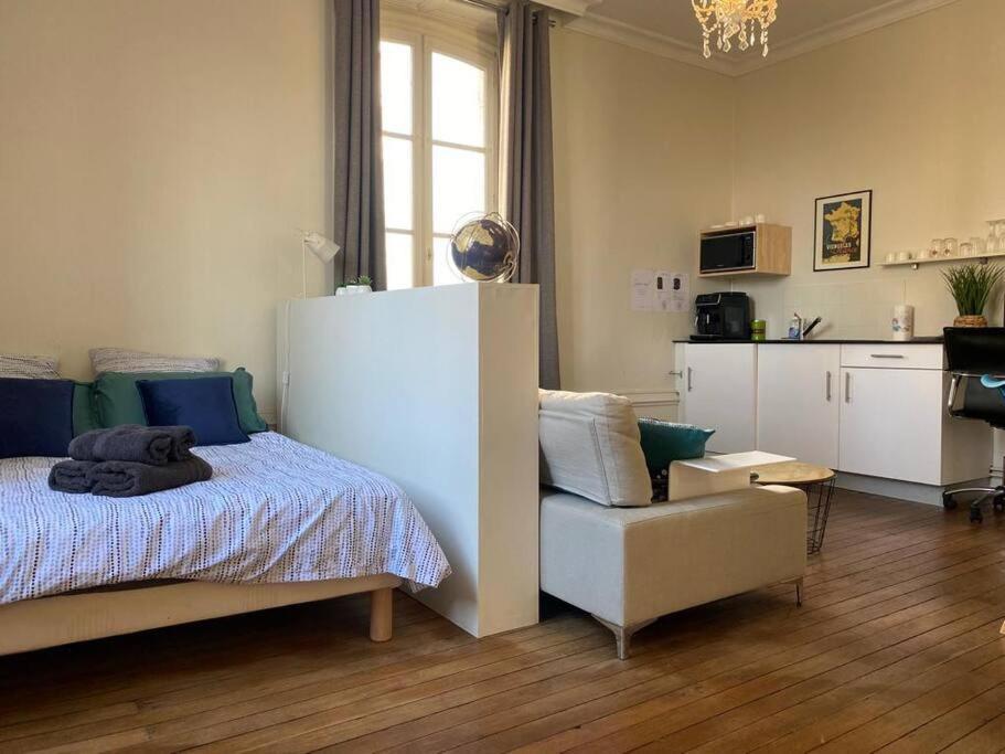 Апартаменты #Le Maitre Du Navire - Grand Studio - Hyper Centre Бриве-ла-Гаилларде Экстерьер фото