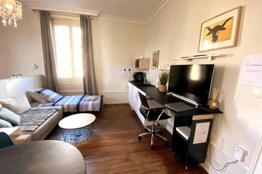 Апартаменты #Le Maitre Du Navire - Grand Studio - Hyper Centre Бриве-ла-Гаилларде Экстерьер фото